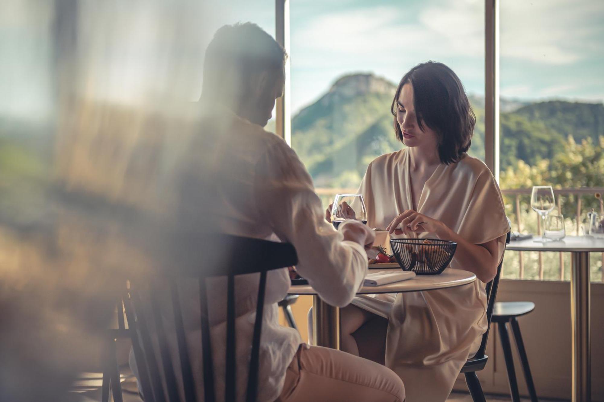 Logis Hotel Restaurant Le Plantevin Propiac Экстерьер фото