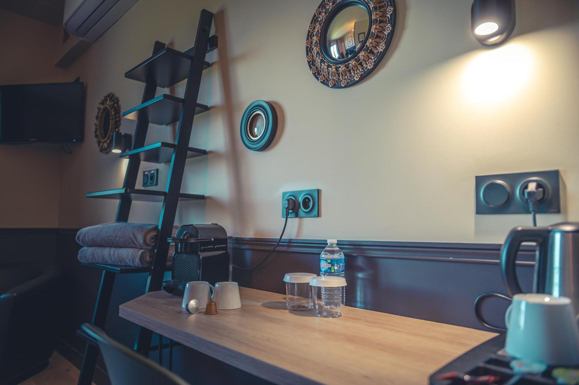 Logis Hotel Restaurant Le Plantevin Propiac Экстерьер фото