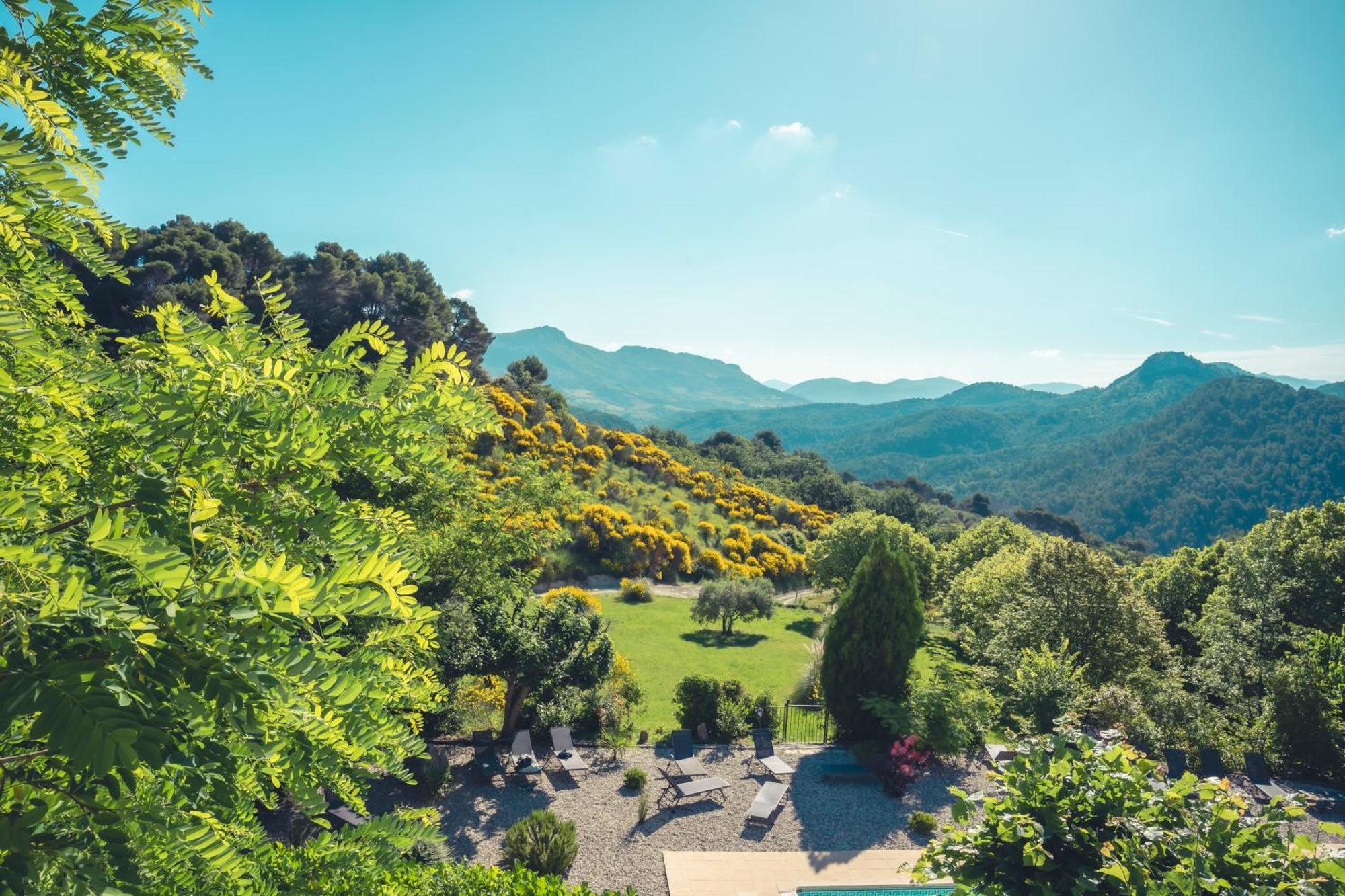 Logis Hotel Restaurant Le Plantevin Propiac Экстерьер фото