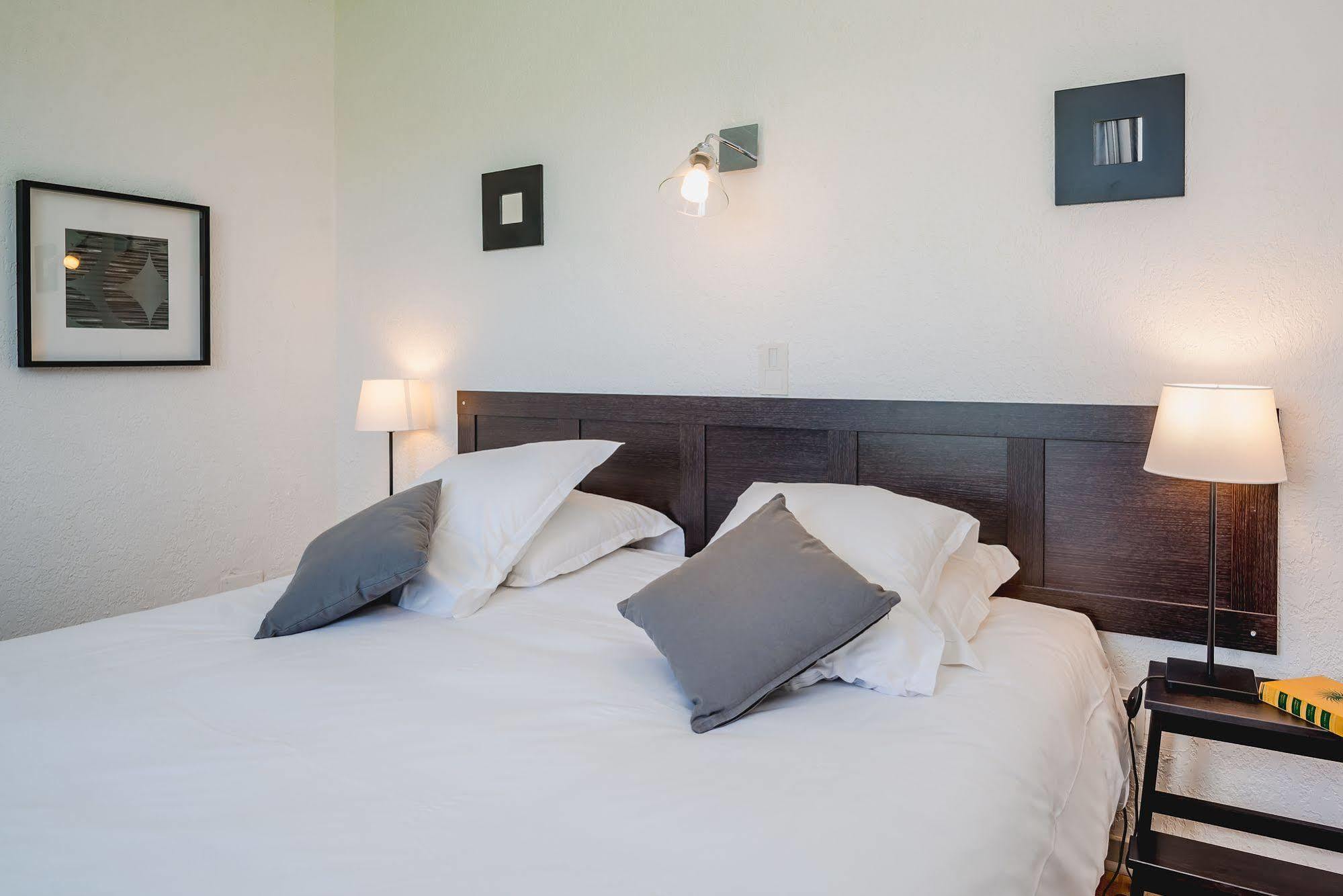 Logis Hotel Restaurant Le Plantevin Propiac Экстерьер фото